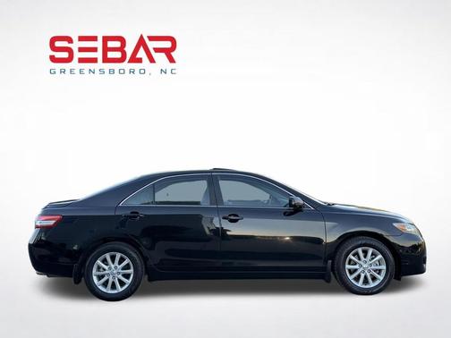 Black 2011 Toyota Camry XLE
