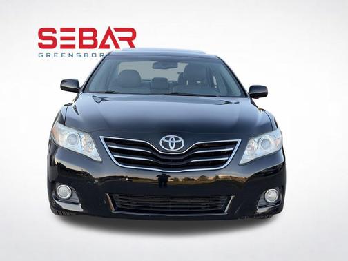 Black 2011 Toyota Camry XLE