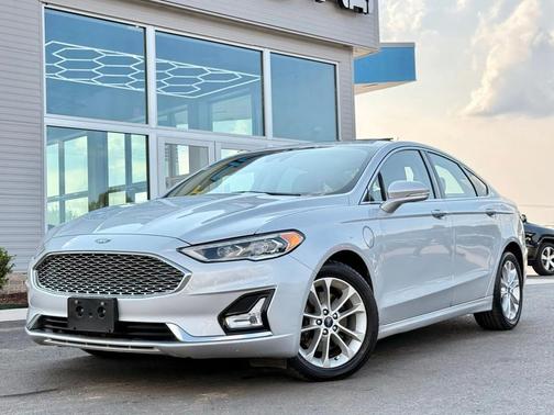 2019 Ford Fusion Energi Titanium