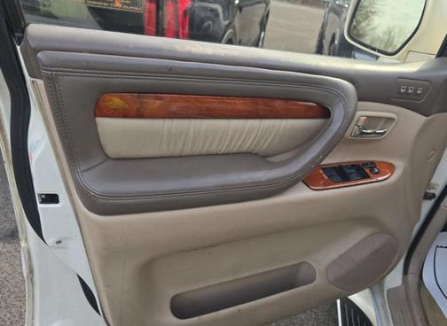 1999 Lexus LX 470 Base