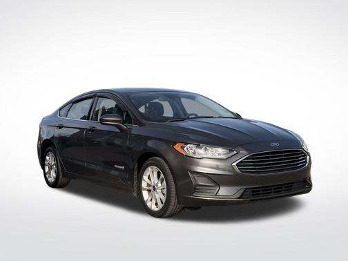 2017 Ford Fusion Hybrid SE