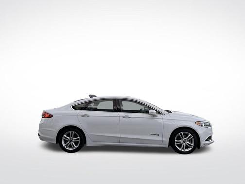 2018 Ford Fusion Hybrid SE