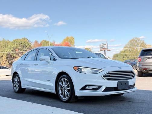 2017 Ford Fusion Hybrid SE