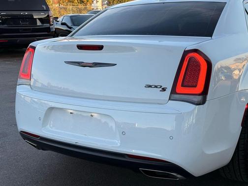 2021 Chrysler 300 S