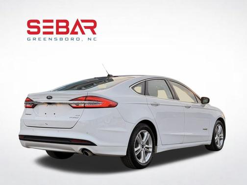 Oxford White 2018 Ford Fusion Hybrid SE