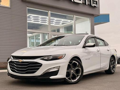 2021 Chevrolet Malibu FWD LT
