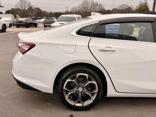 2021 Chevrolet Malibu FWD LT
