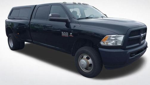 Black Forest Green Pearlcoat 2016 RAM 3500 Tradesman