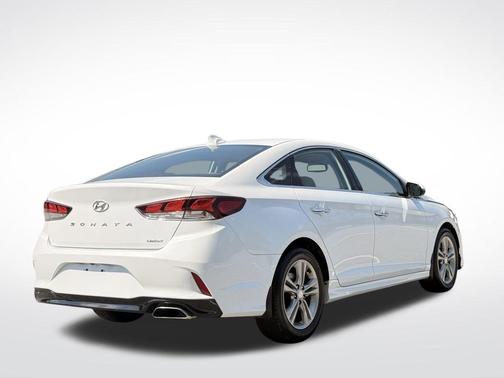 2018 Hyundai SONATA Limited