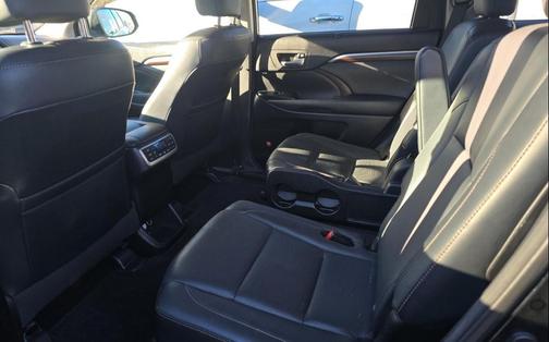 2015 Toyota Highlander Limited Platinum