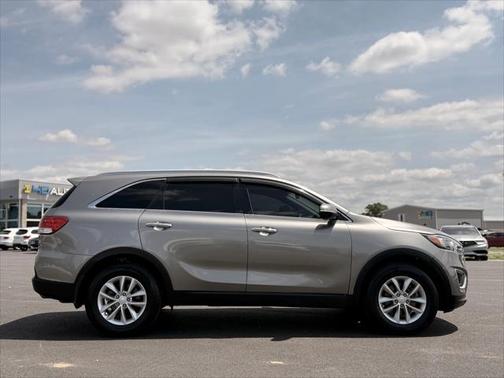 2018 Kia Sorento LX
