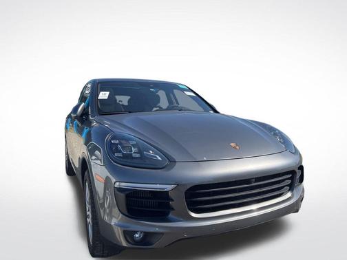 2017 Porsche Cayenne S