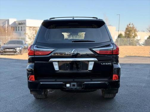 2016 Lexus LX 570 Base