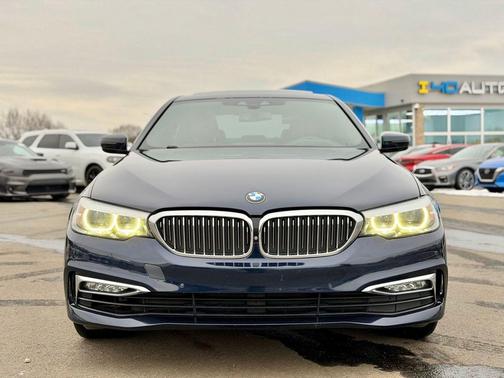 2018 BMW 540 540i