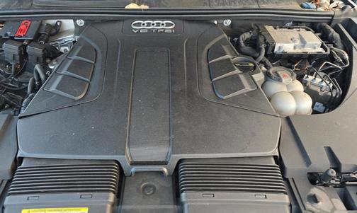 2019 Audi Q7 55 Premium Plus