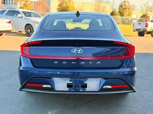 2021 Hyundai SONATA SE