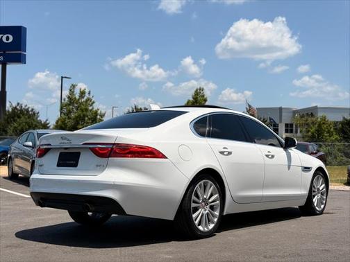 2020 Jaguar XF 25t Prestige RWD Automatic