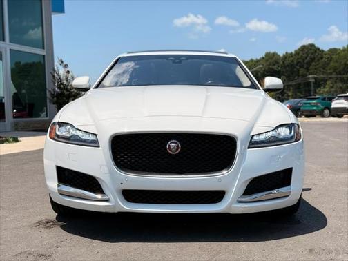 2020 Jaguar XF 25t Prestige RWD Automatic
