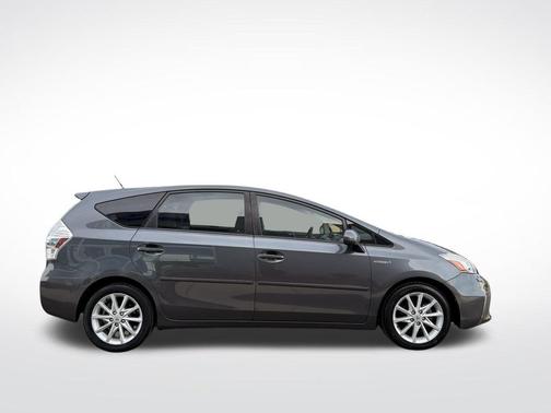 2012 Toyota Prius v Five
