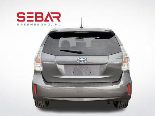 2012 Toyota Prius v Five