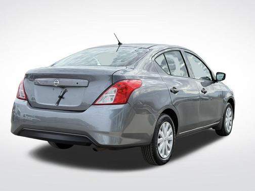 2018 Nissan Versa 1.6 S