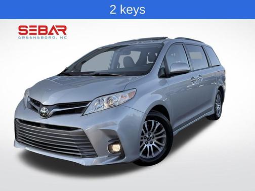 2019 Toyota Sienna XLE