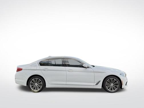 2019 BMW 540 540i