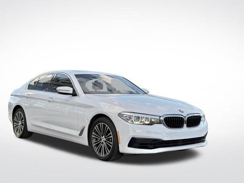 2019 BMW 540 540i