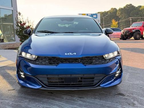 2022 Kia K5 GT-Line