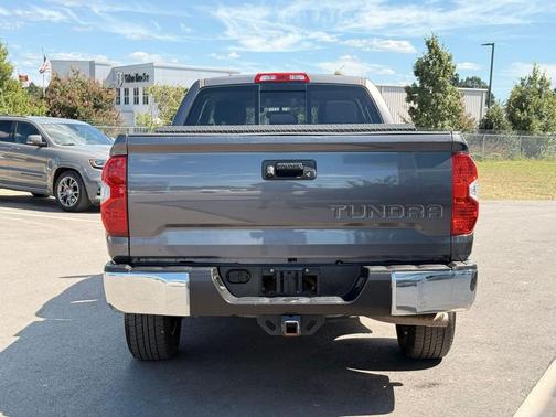 2016 Toyota Tundra SR5
