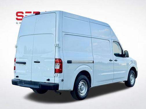 2017 Nissan NV Cargo NV2500 HD S V6