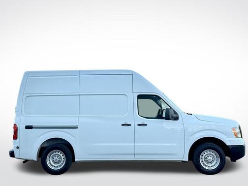 2017 Nissan NV Cargo NV2500 HD S V6