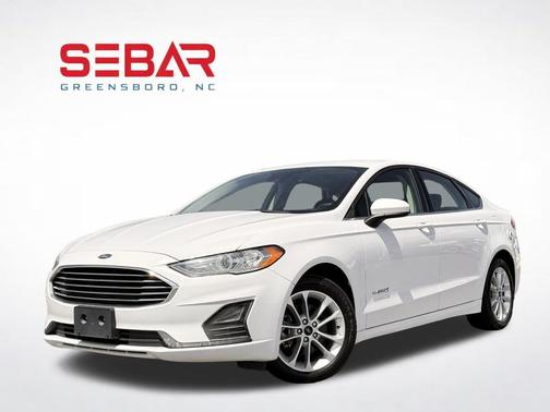 Oxford White 2019 Ford Fusion Hybrid SE