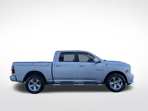 2015 RAM 1500 Sport