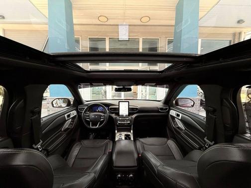 Rapid Red Metallic Tinted Clearcoat 2020 Ford Explorer ST