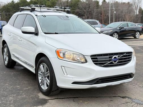 2017 Volvo XC60 T5 Inscription