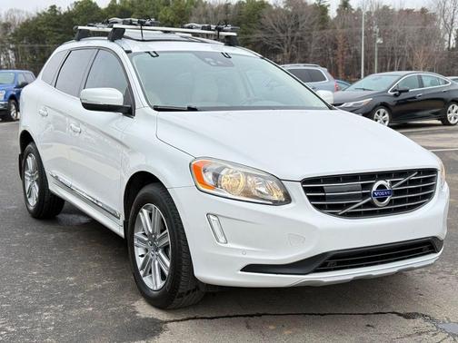 2017 Volvo XC60 T5 Inscription