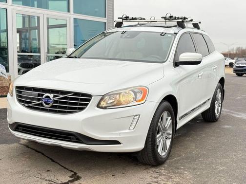2017 Volvo XC60 T5 Inscription