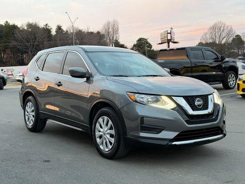 2018 Nissan Rogue S