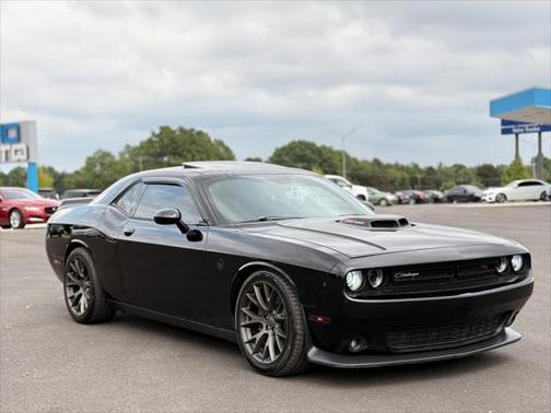 2016 Dodge Challenger R/T Scat Pack