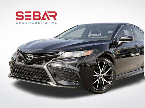 Midnight Black Metallic 2023 Toyota Camry SE