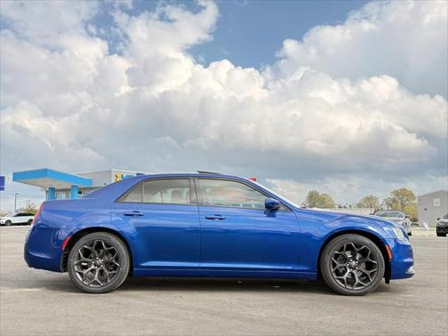 2019 Chrysler 300 S