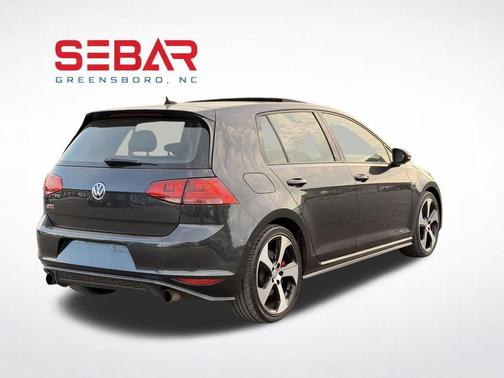 2016 Volkswagen Golf GTI 2.0T SE 4-Door