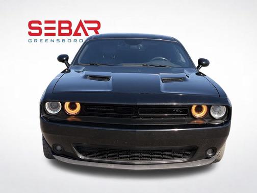 Pitch Black Clearcoat 2016 Dodge Challenger R/T