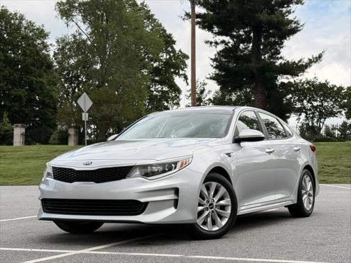 2018 Kia Optima LX