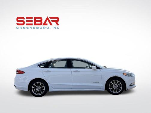 2017 Ford Fusion Hybrid SE