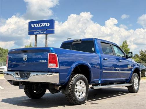 2017 RAM 2500 Laramie Crew Cab 4x4 6'4' Box