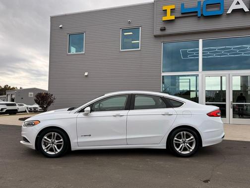 2018 Ford Fusion Hybrid SE