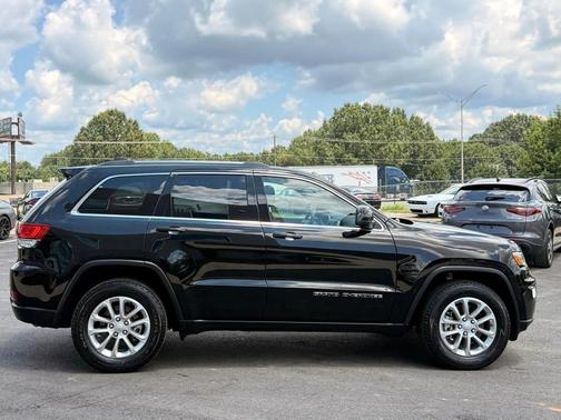 2021 Jeep Grand Cherokee Laredo