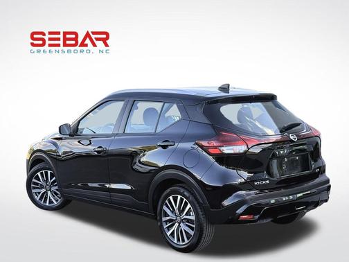 2021 Nissan Kicks SV